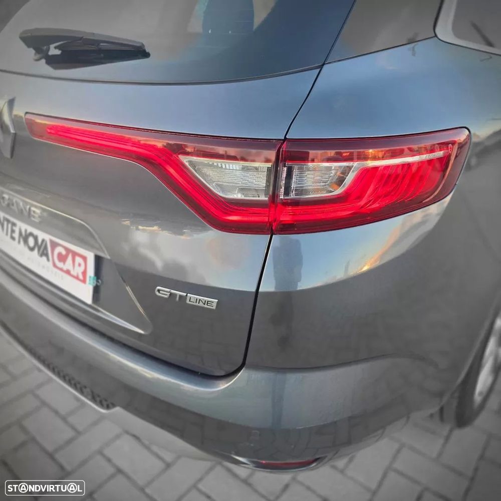 Renault Mégane Sport Tourer - 8