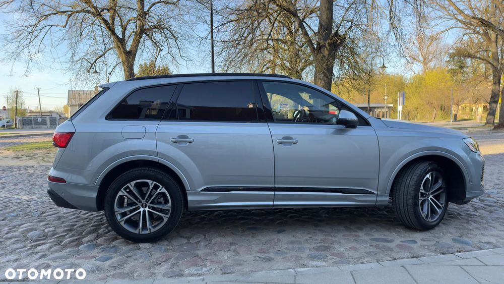Audi Q7 - 11