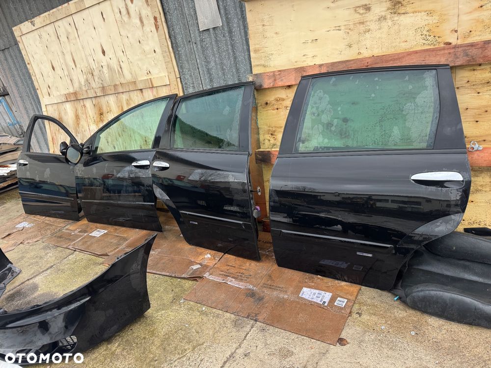 Fiat croma  zderzak przedni przód drzwi prawe lewe przód ty przednie tylne belka przód przednia maska klapa tył klapa bagażnika lampy przednie - 6