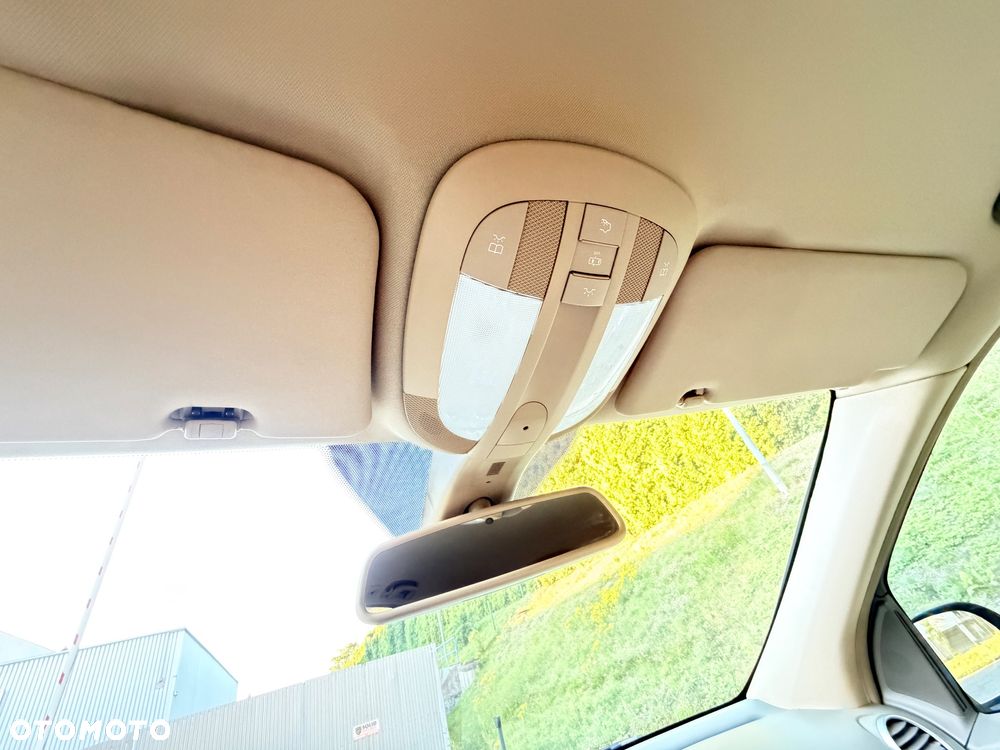 Mercedes-Benz ML 63 AMG 4Matic 7G-TRONIC - 38