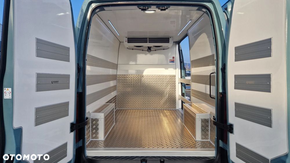 Renault MASTER IZOTERMA - 29