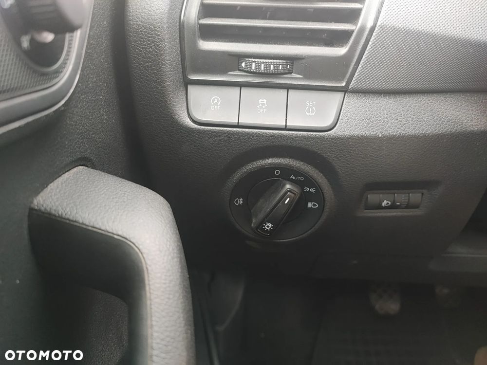 Skoda Fabia 1.0 Active - 14