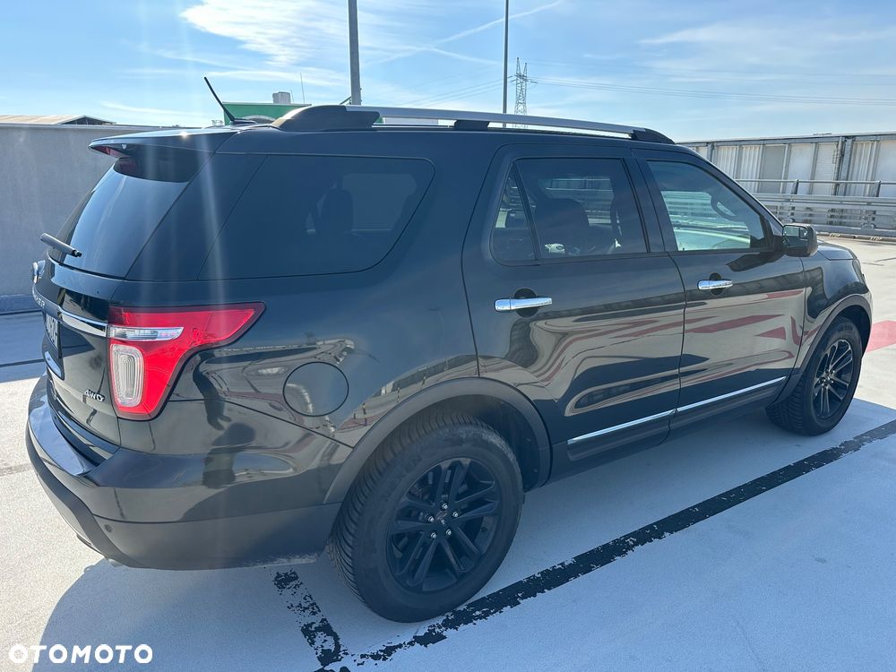 Ford Explorer - 5