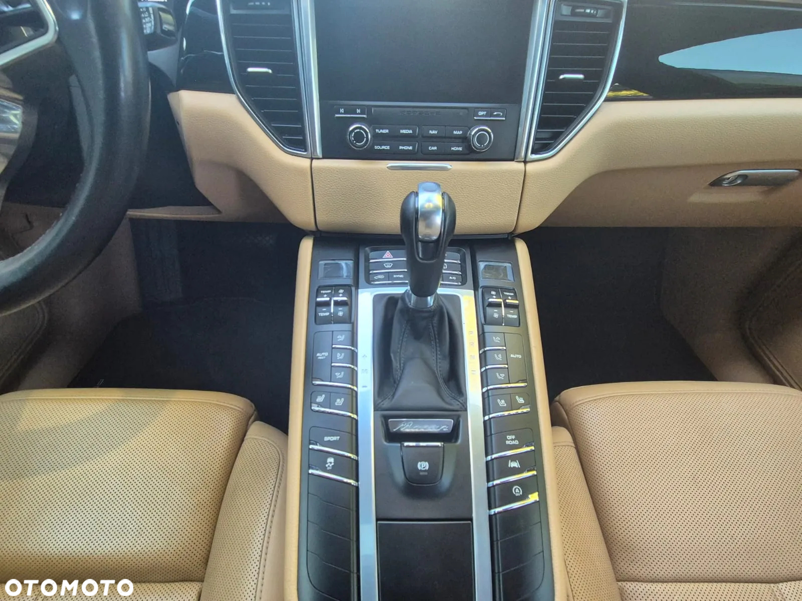 Porsche Macan PDK - 34