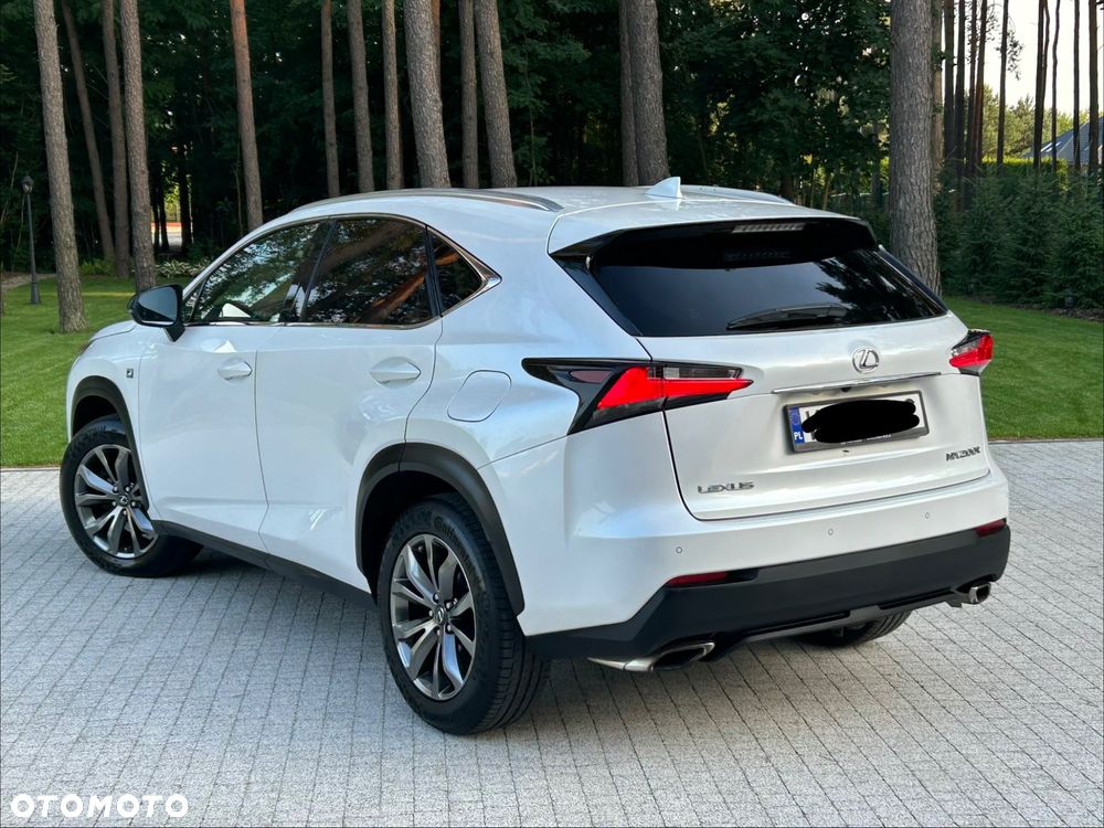 Lexus NX 200t F Sport AWD - 8
