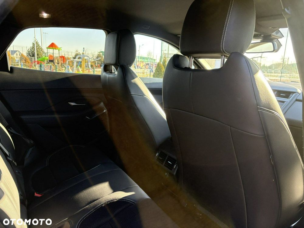 Jaguar E-Pace D150 R-Dynamic - 12