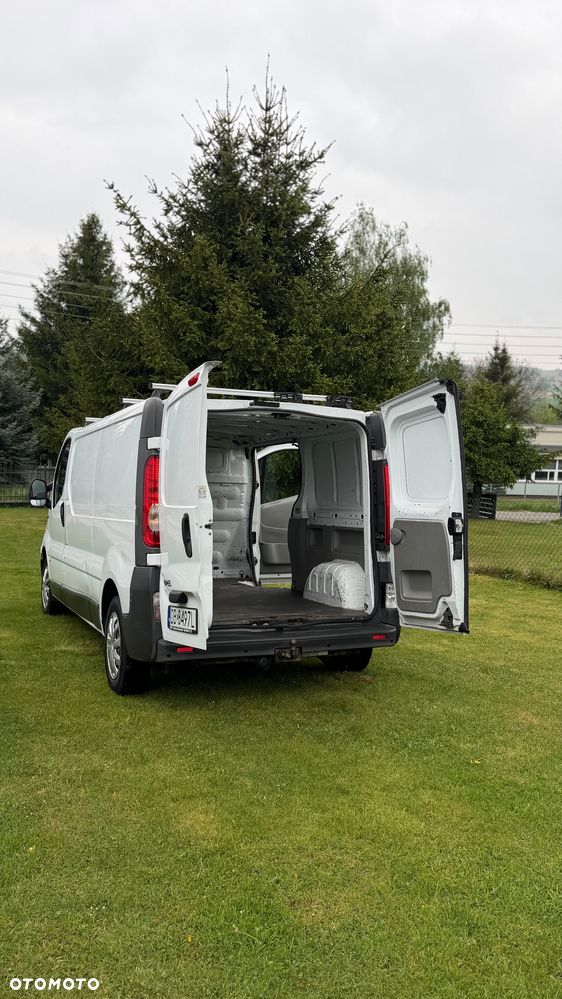 Opel Vivaro - 13