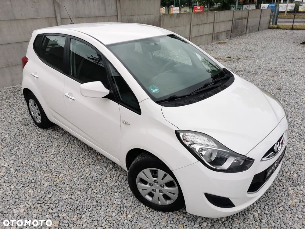 Hyundai ix20 - 22