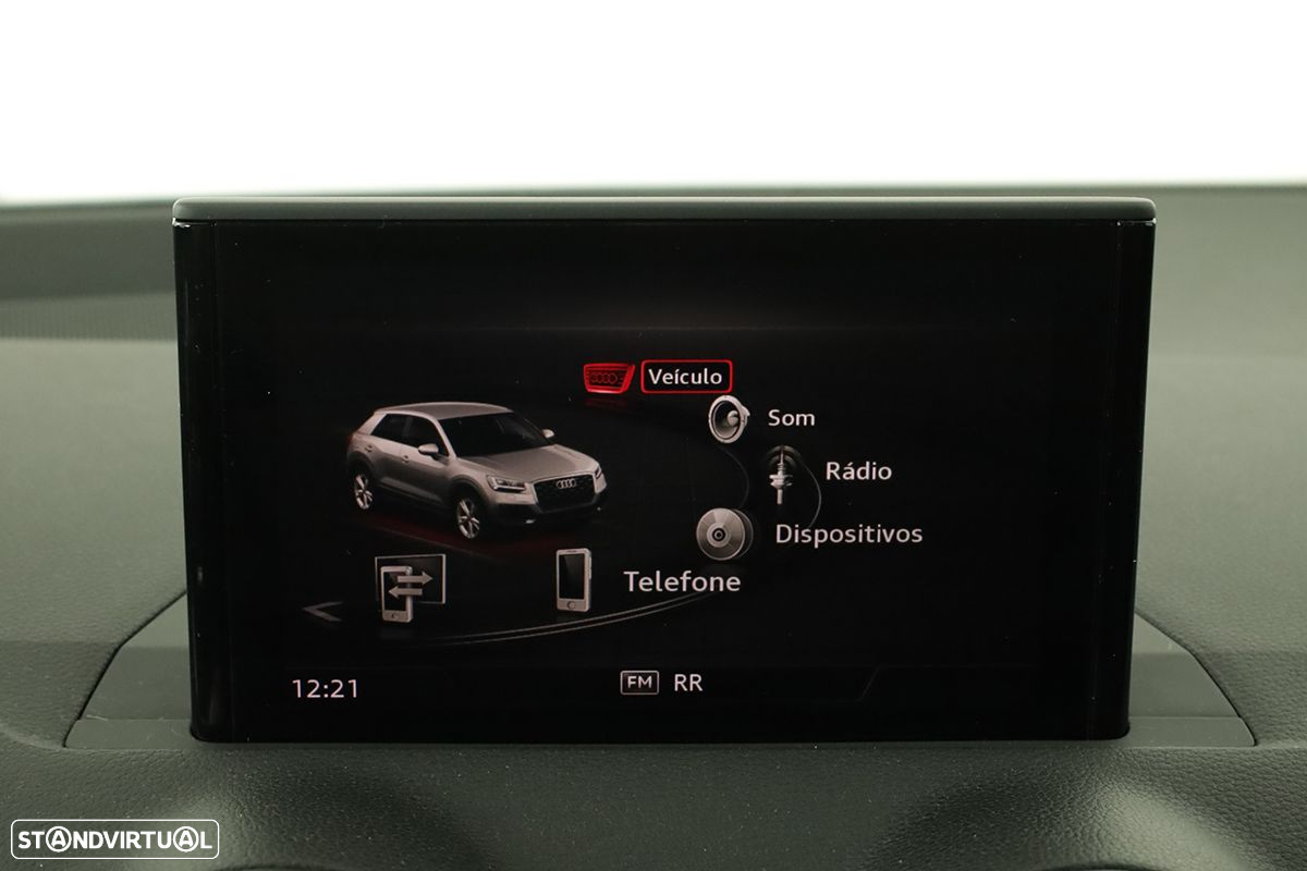Audi Q2 1.6 TDI Design - 10