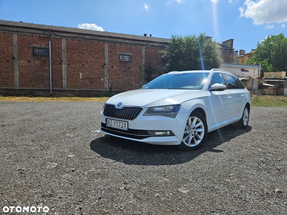 Skoda Superb 2.0 TDI SCR Ambition DSG - 1