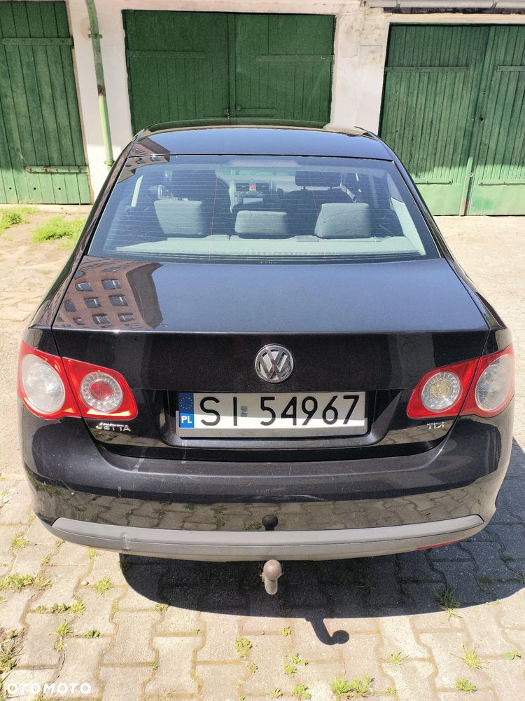 Volkswagen Jetta 1.9 TDI Comfortline - 14