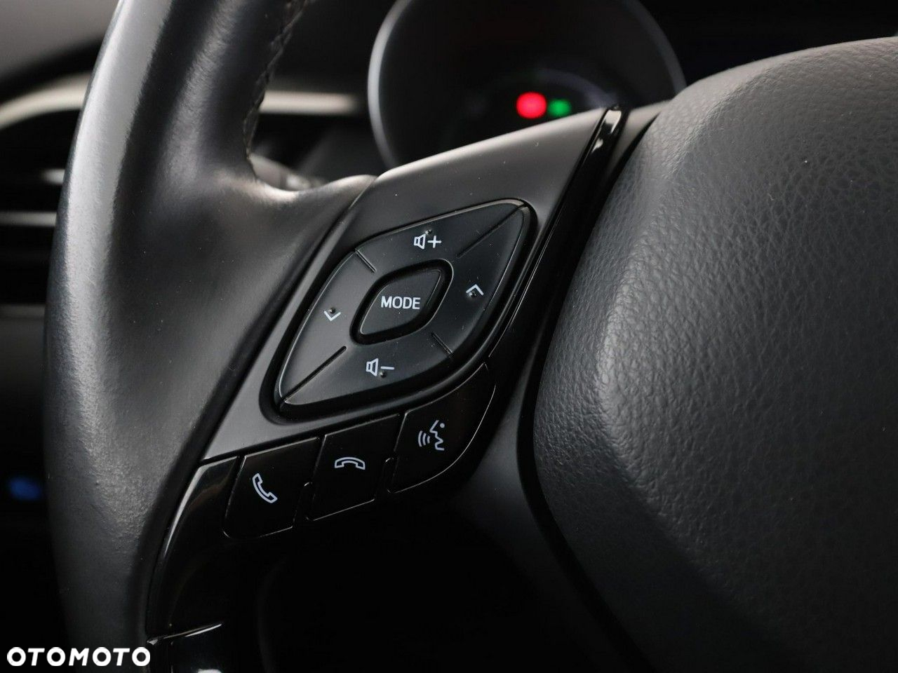 Toyota C-HR 1.8 Hybrid Dynamic - 31