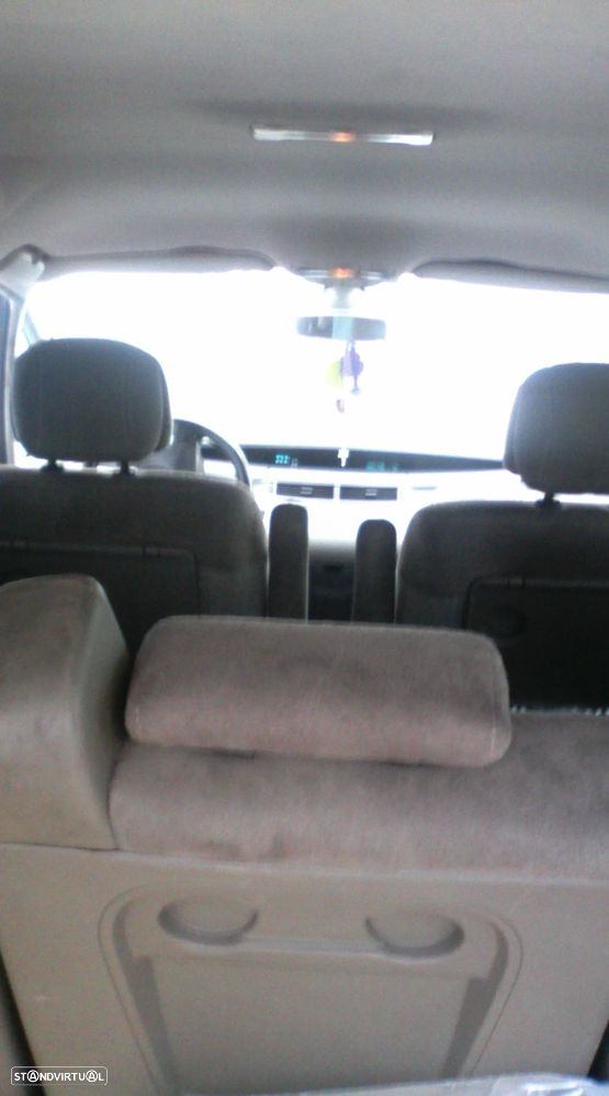 Renault Espace 2.2 dCi Initiale 6L - 9