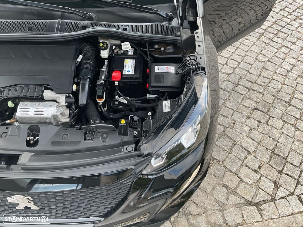 Peugeot 2008 1.2 PureTech Active - 41