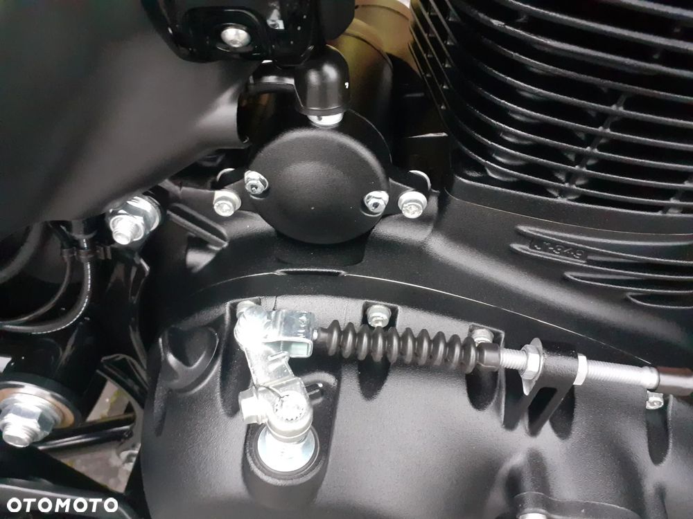 Royal Enfield Meteor - 23