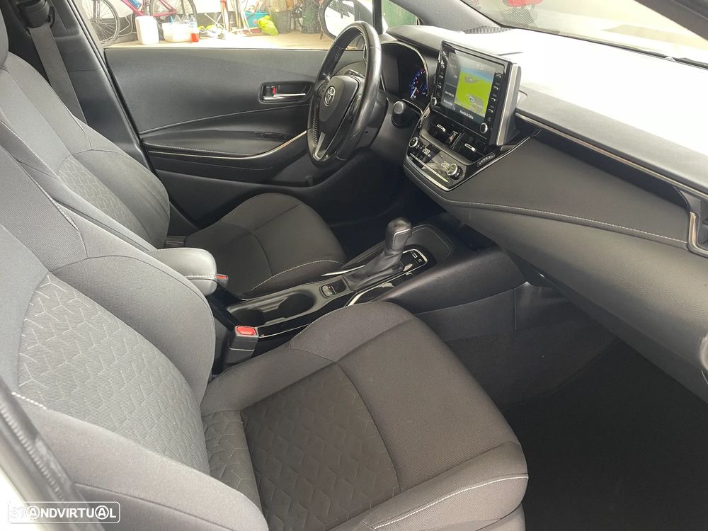 Toyota Corolla 1.8 Hybrid Exclusive - 20