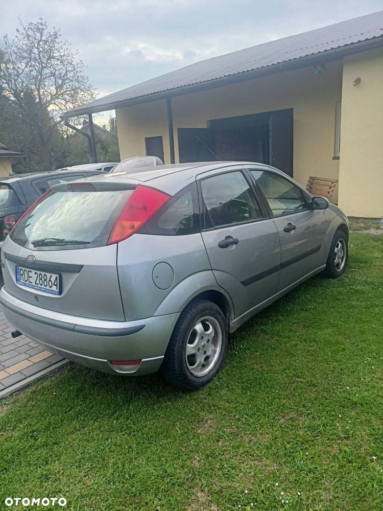 Ford Focus - 13