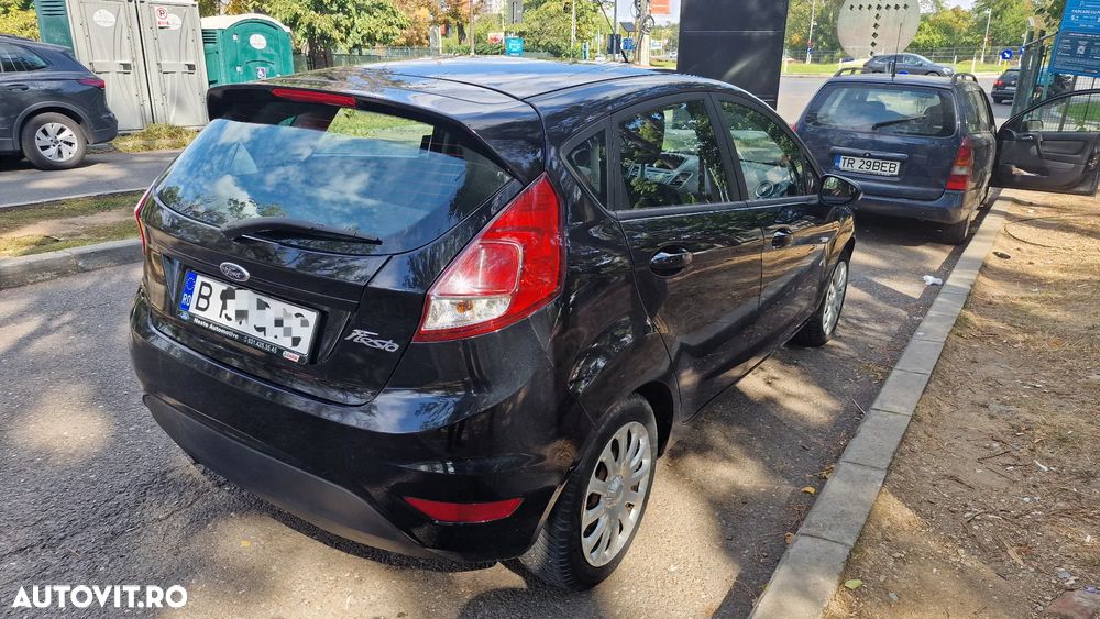 Ford Fiesta - 5