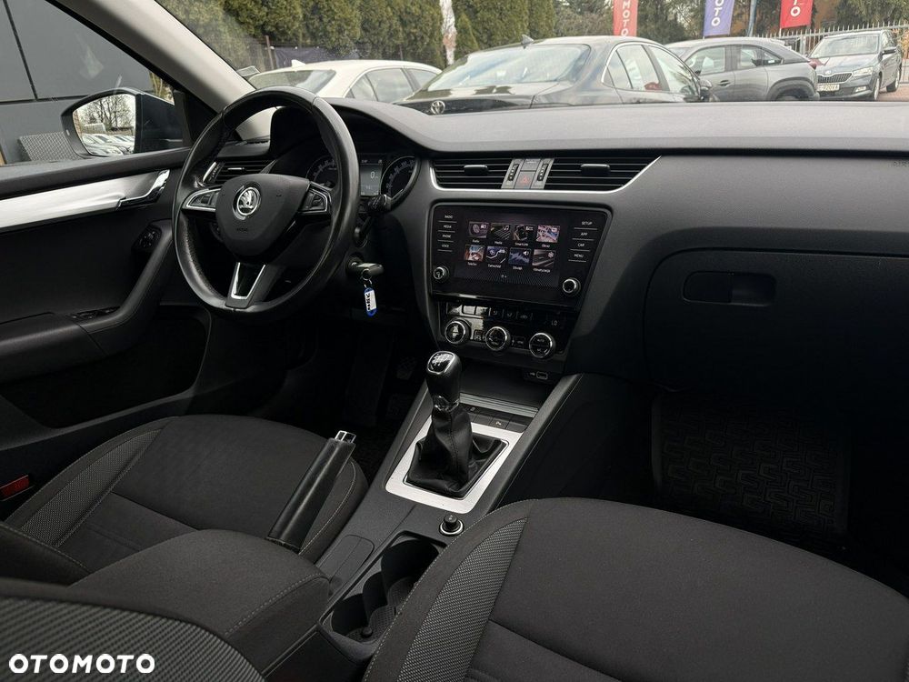 Skoda Octavia 1.6 TDI SCR Ambition - 14