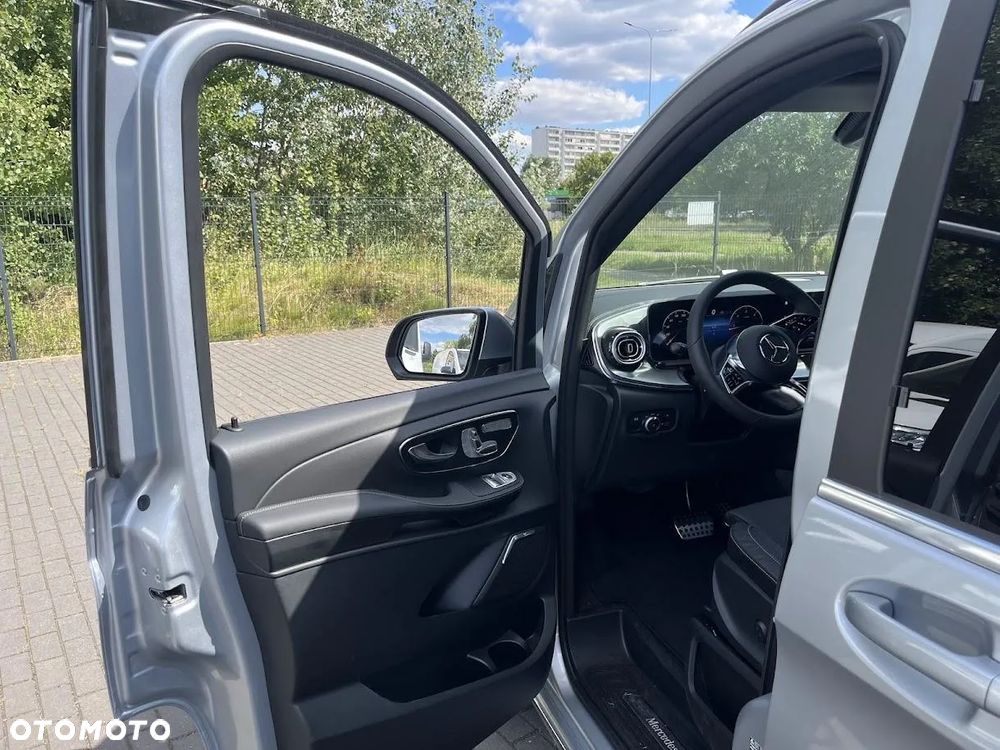 Mercedes-Benz Klasa V 300 d 4-Matic 9G-Tronic Exclusive (ekstra d³) - 8