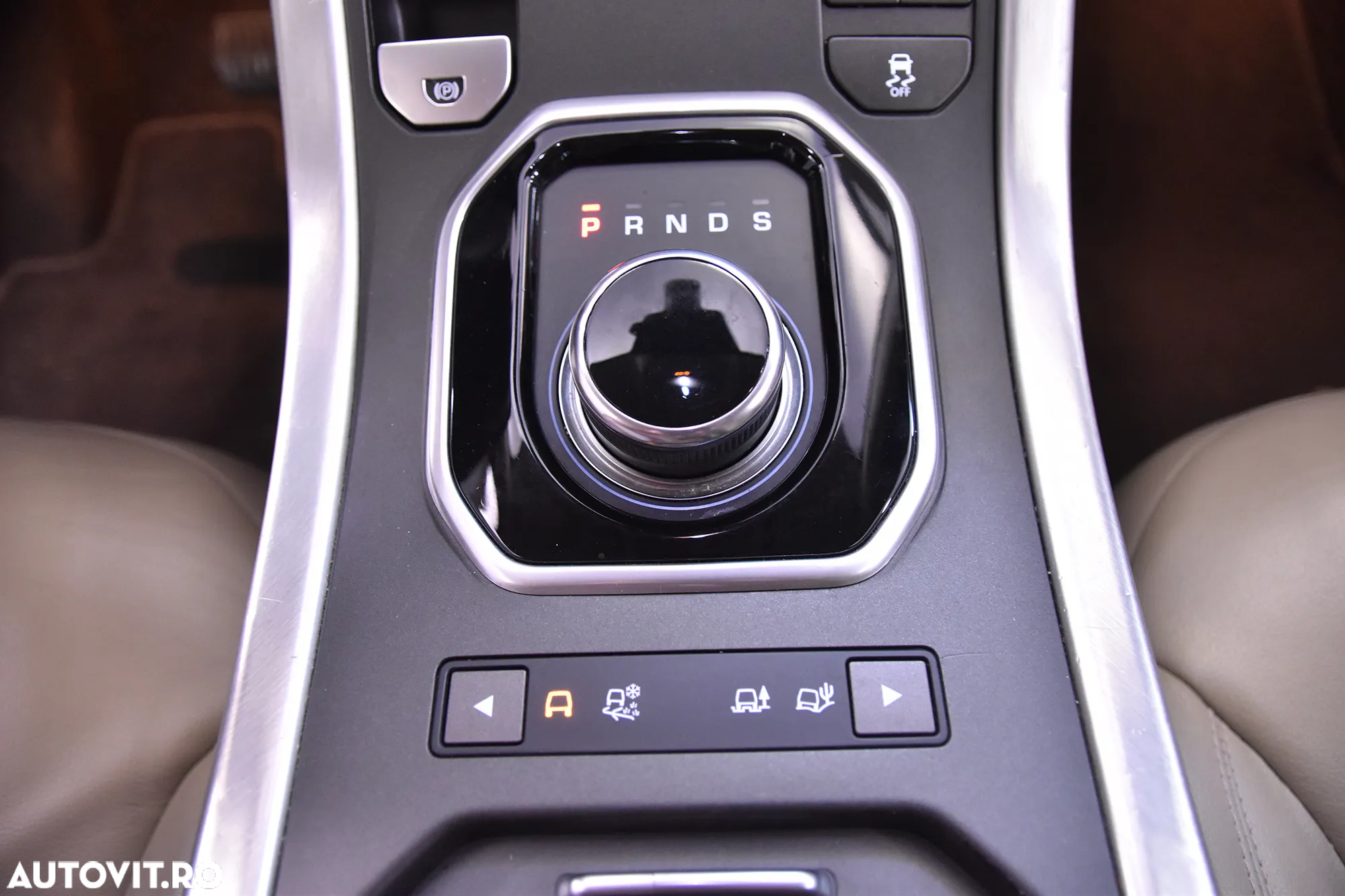 Land Rover Range Rover Evoque - 17