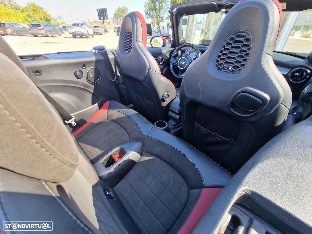 MINI Cabrio John Cooper Works Auto Desportiva - 41