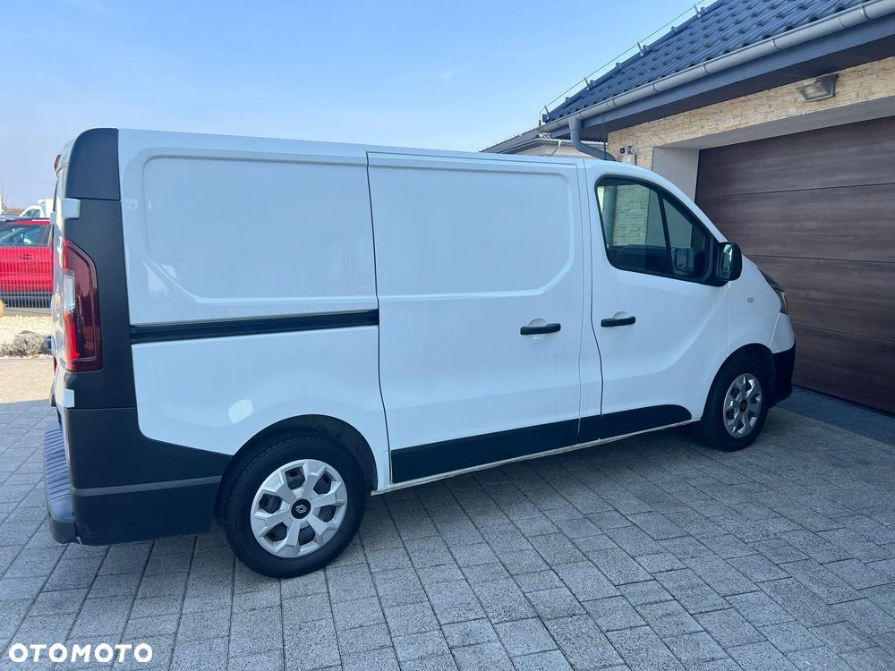 Renault TRAFIC - 9