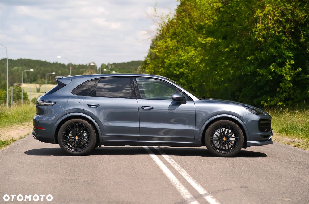Porsche Cayenne Turbo - 38