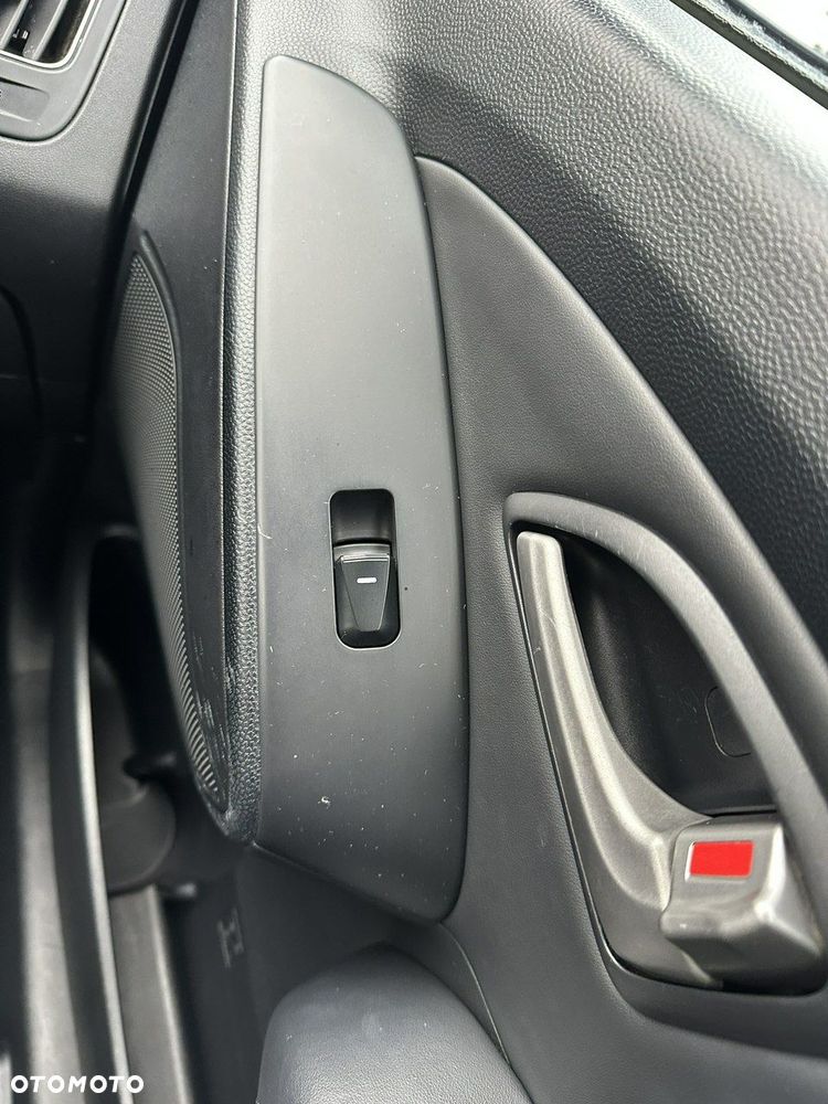 Hyundai ix35 - 30