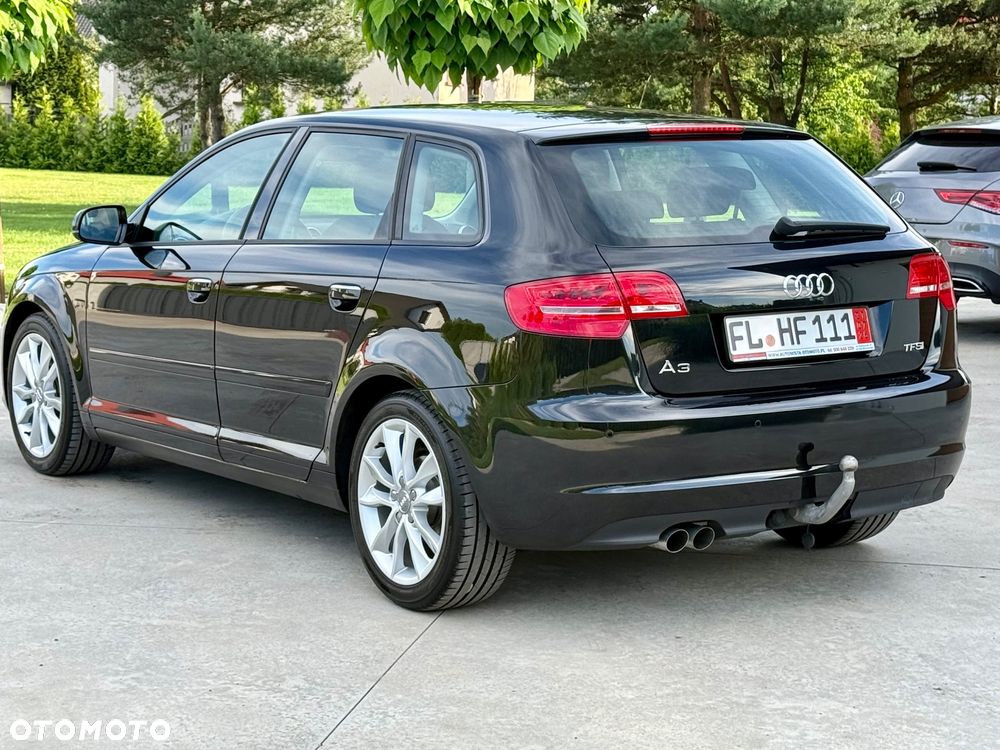Audi A3 Sportback 1.4 TFSI Ambiente - 11