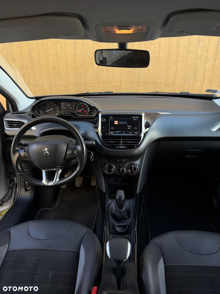 Peugeot 2008 Blue-HDi FAP 100 STOP & START Style - 9