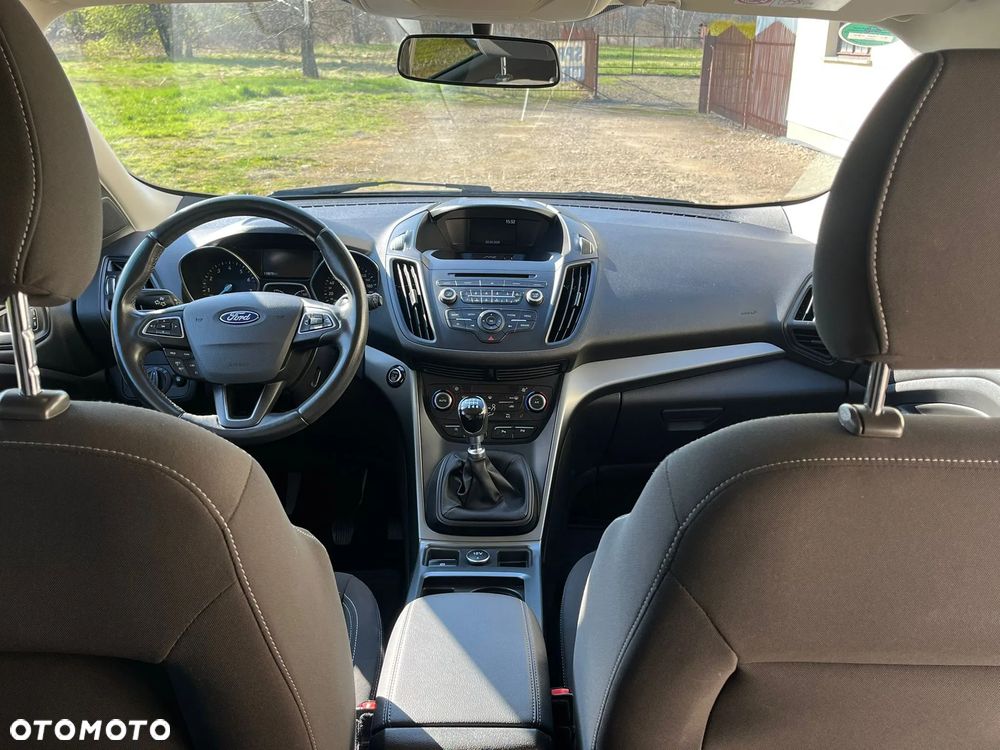 Ford Kuga - 9