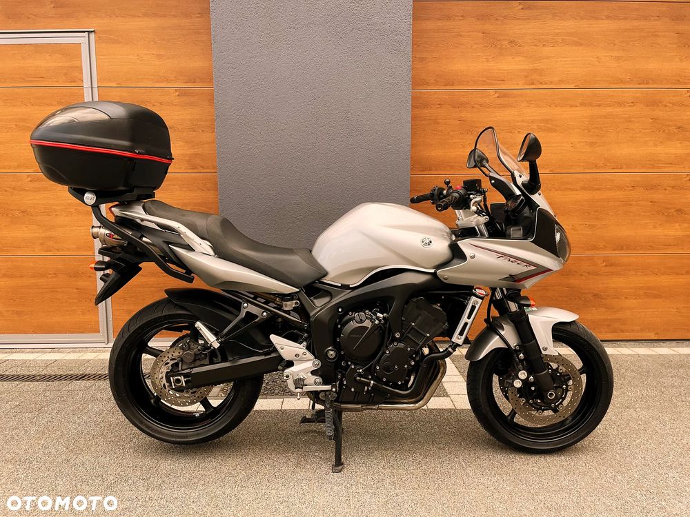 Yamaha FZ6 - 3