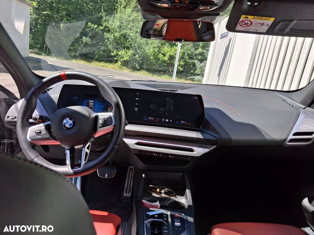 BMW M1 M135i xDrive AT - 16