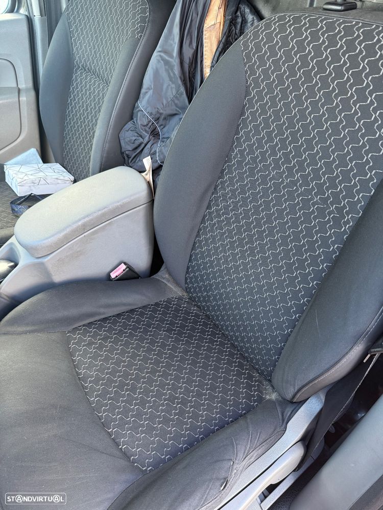 Renault Kangoo - DCi Luxe - 9