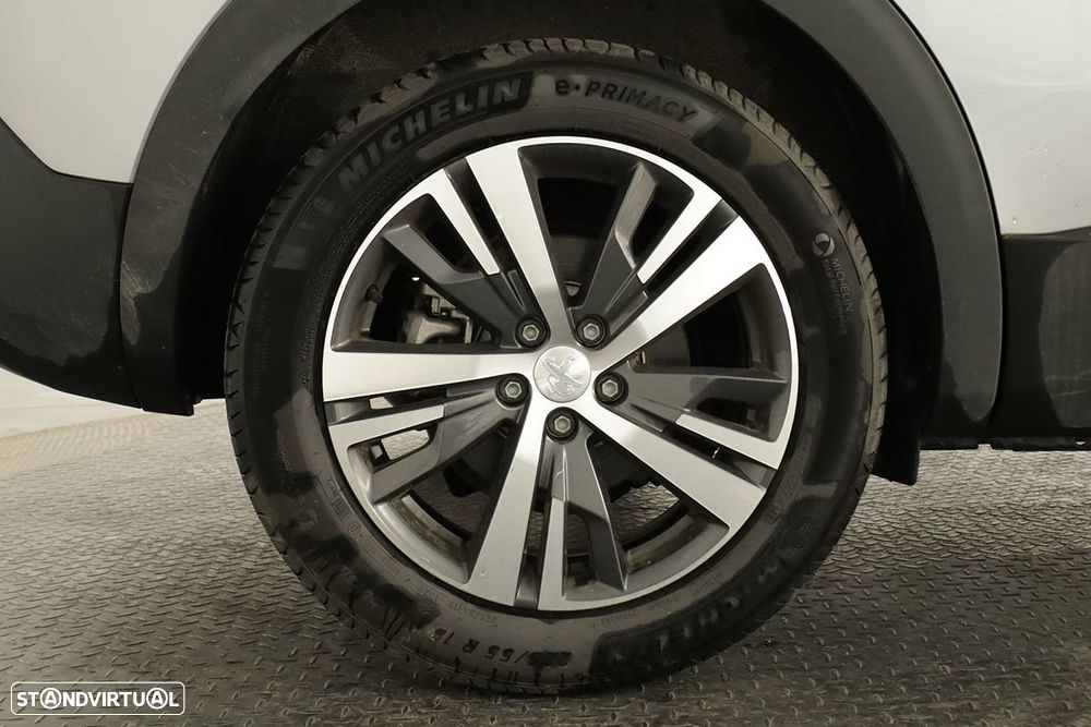 Peugeot 3008 1.2 Hybrid Allure e-DCS6 - 5