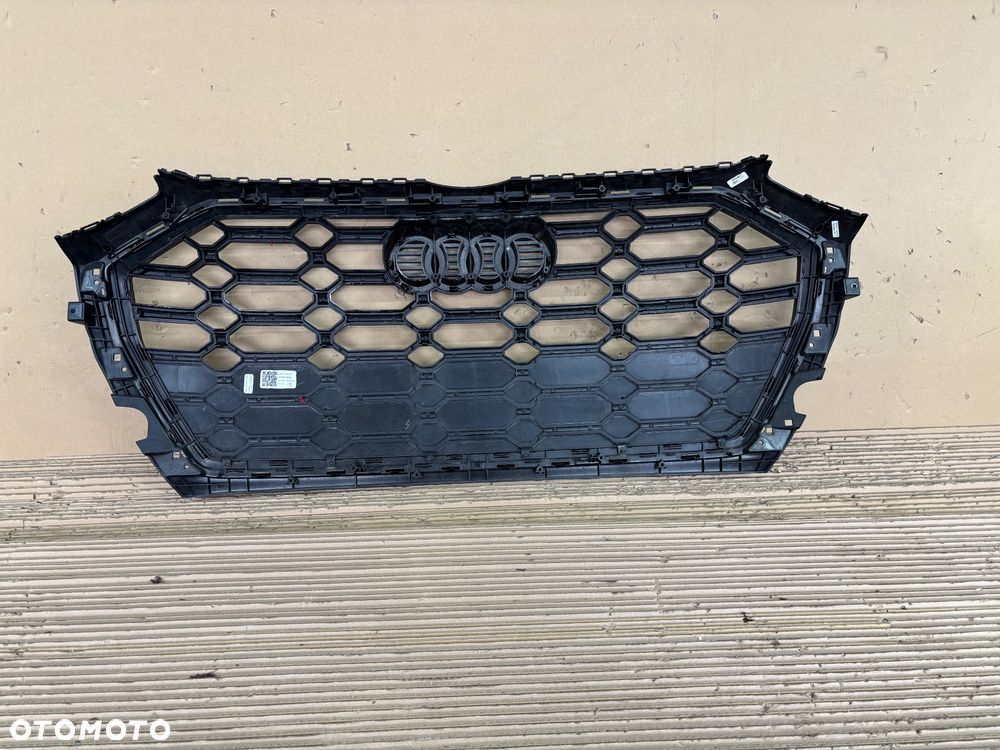 Audi Q5 80A Lift 2021- Atrapa ,Grill - 2