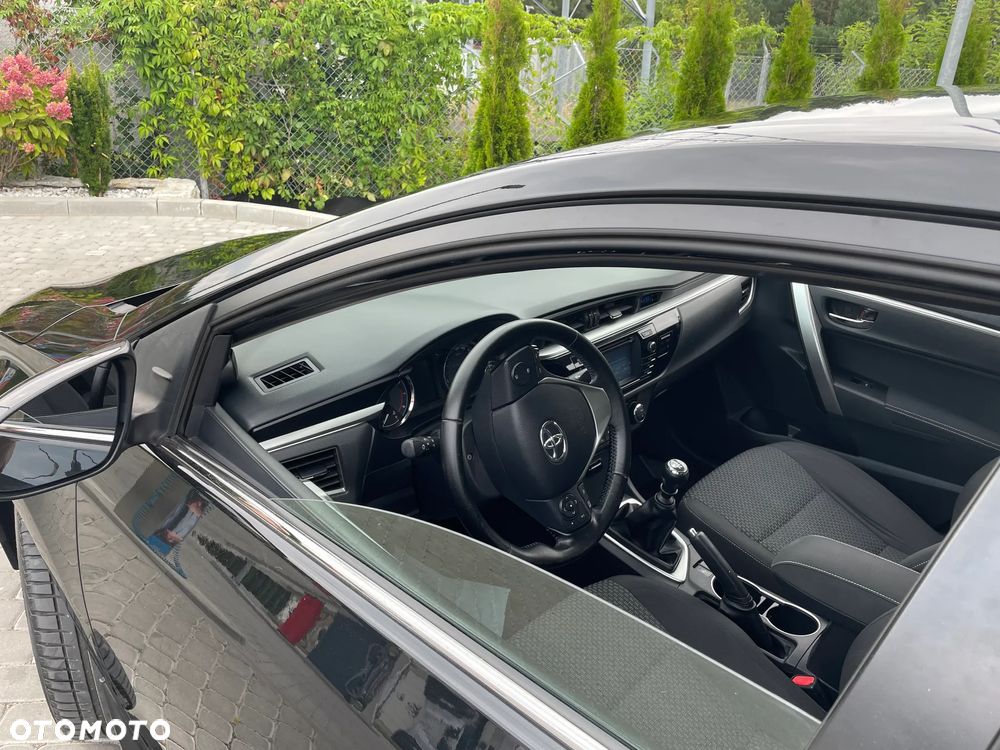 Toyota Corolla 1.6 Prestige EU6 - 10