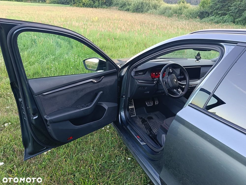 Skoda Octavia 2.0 TSI RS 245 DSG - 9