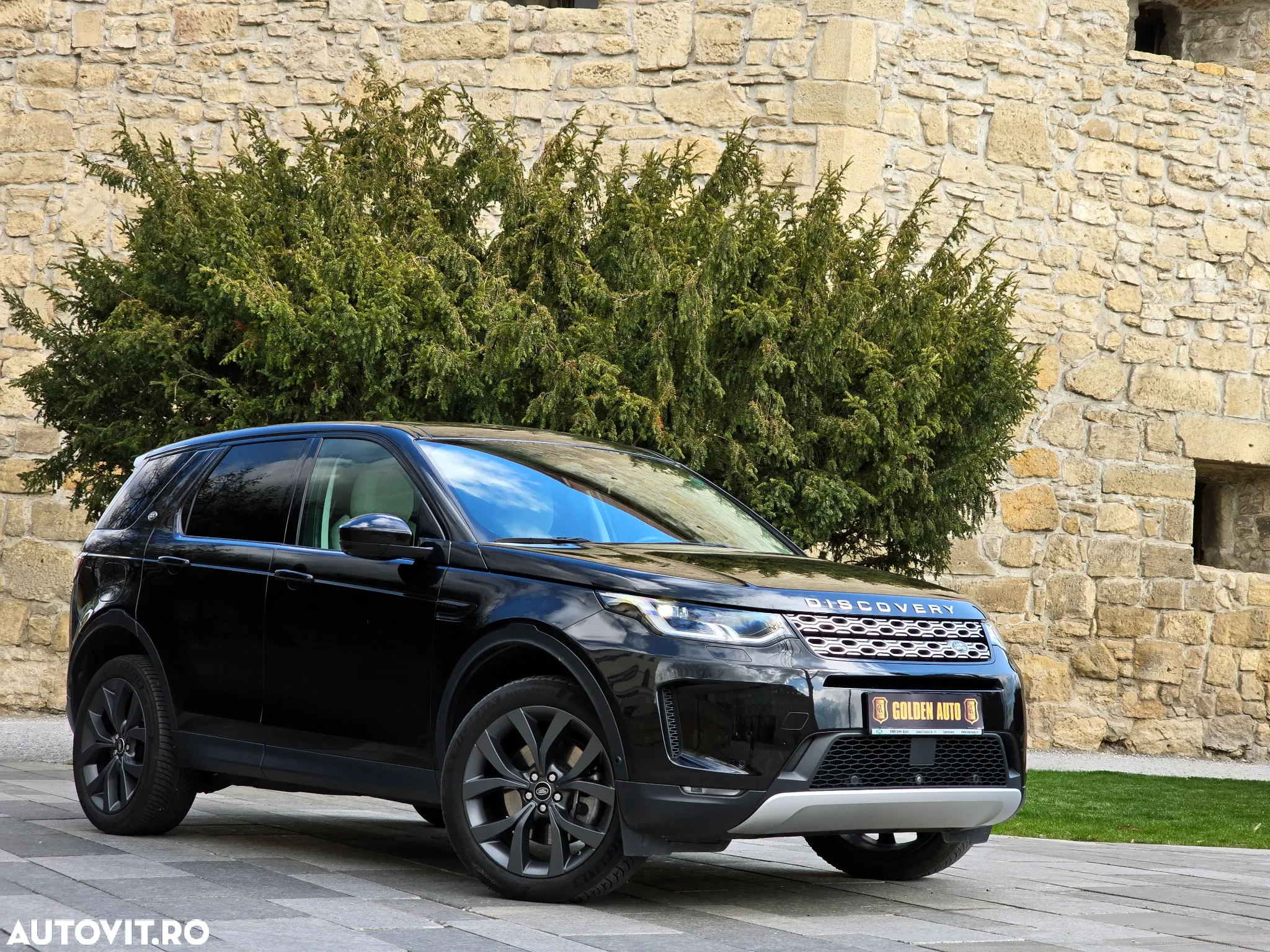 Land Rover Discovery Sport 2.0 D200 R-Dynamic MHEV SE - 23