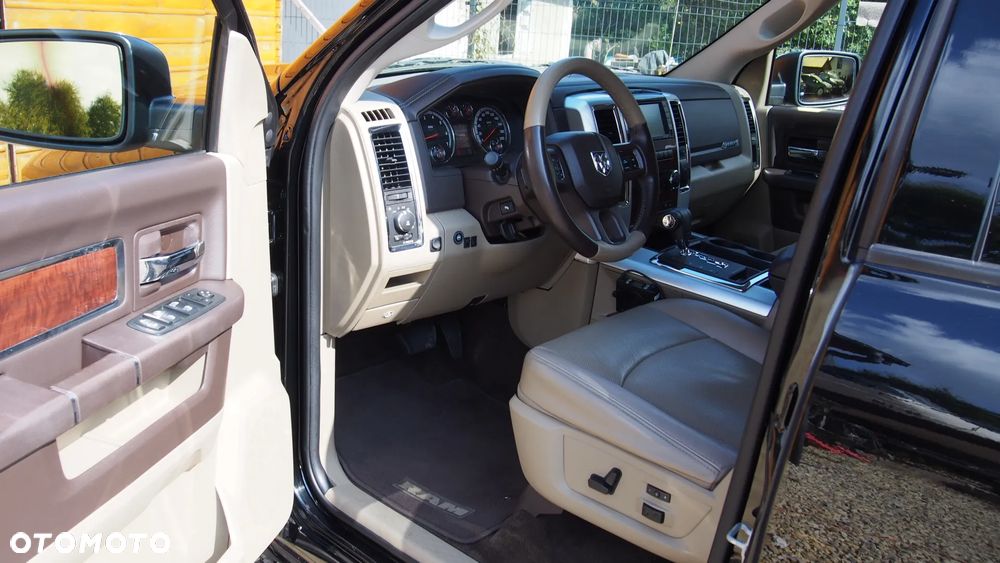 Dodge RAM 5.7 4x4 - 29
