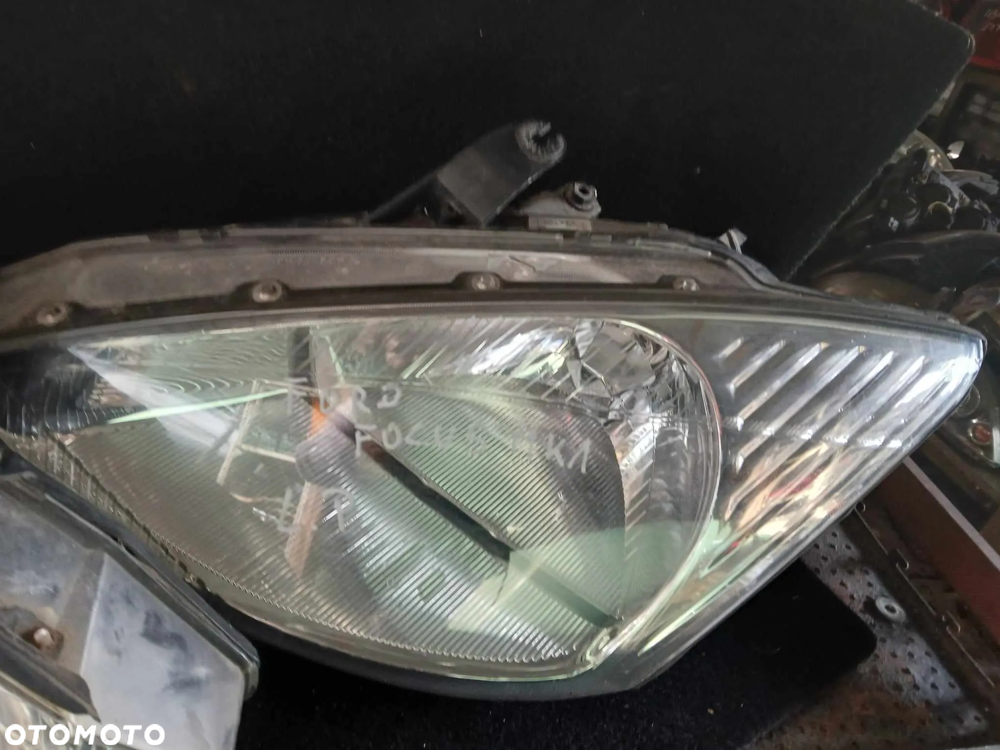 Ford Focus Mk1 Lampa przednia lewa, prawa - 2