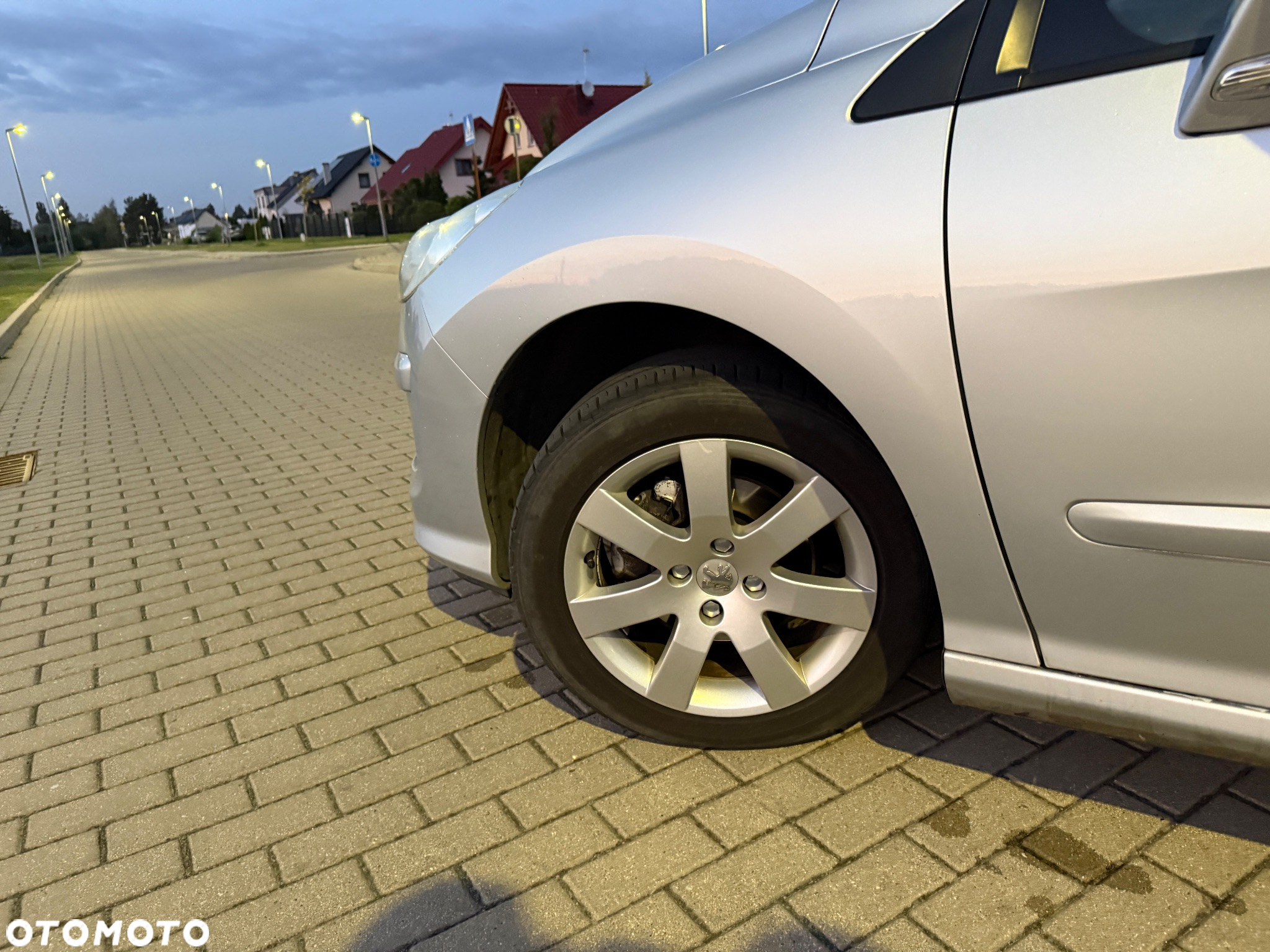Peugeot 308 1.6 Premium - 19