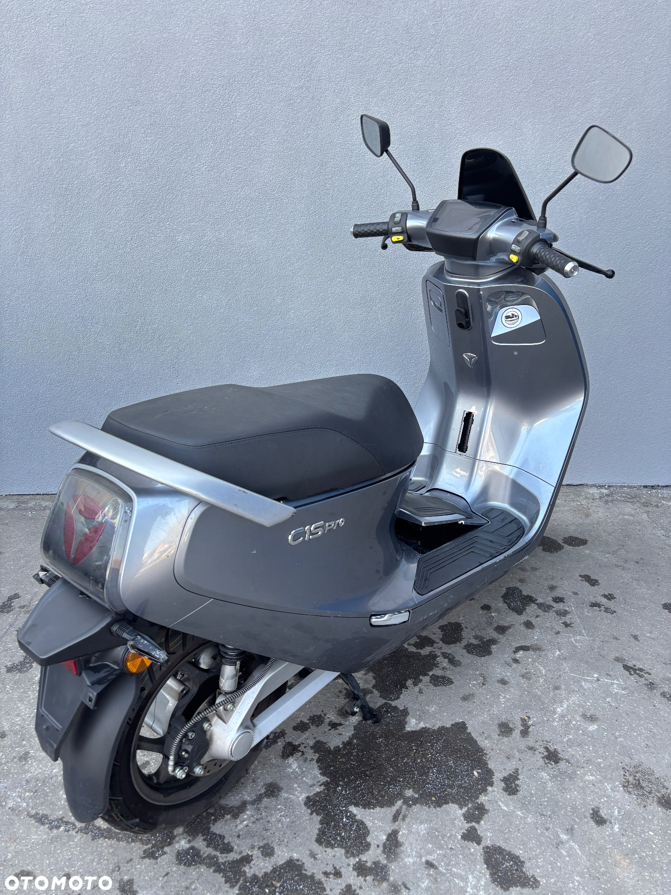 Yadea C-line - 4