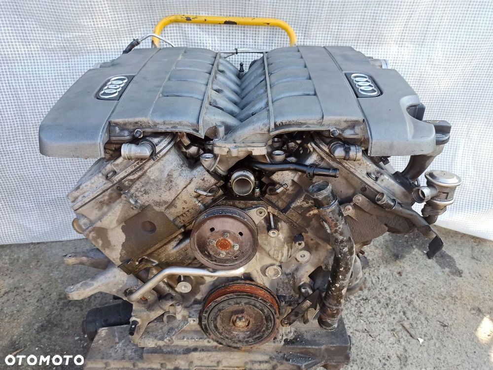 AUDI A8 D3 W12 6.0 BHT 450ps IGLA miska olejowa kpl 2 czesci - 2
