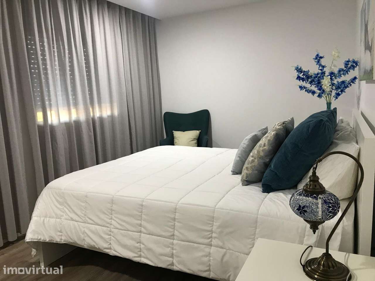 Vendo apartamento T3 amplo com elevador e garagem em Braga - Grande imagem: 4/6