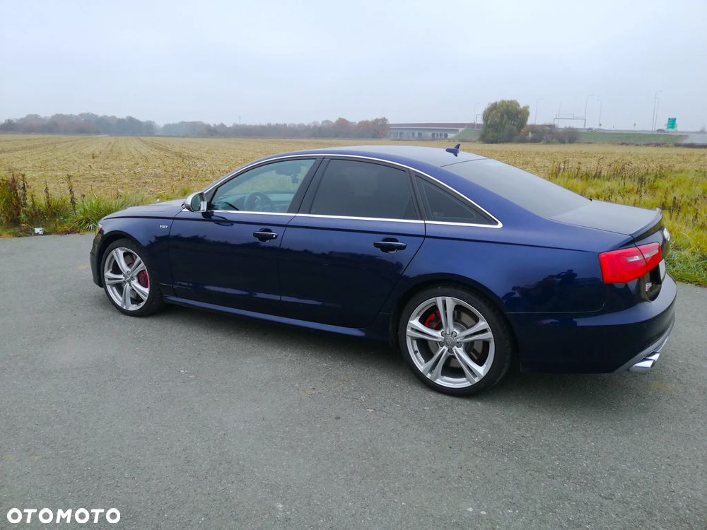 Audi S6 Limousine - 4