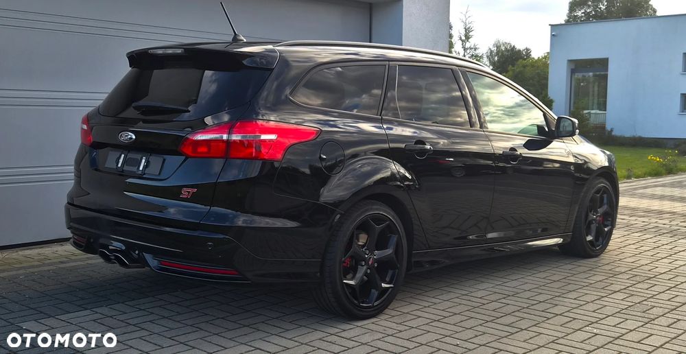 Ford Focus ST2 - 16