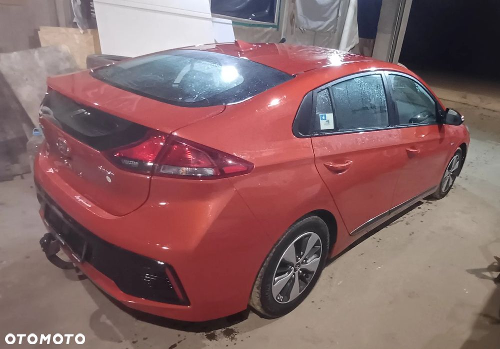 Hyundai IONIQ 1.6 GDI Trend - 3