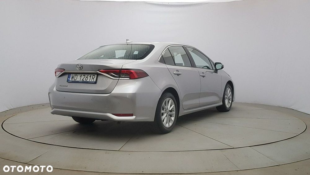 Toyota Corolla - 4